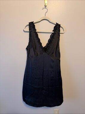 Nasty Gal Black Scallop Trim Satin Mini Dress size 12